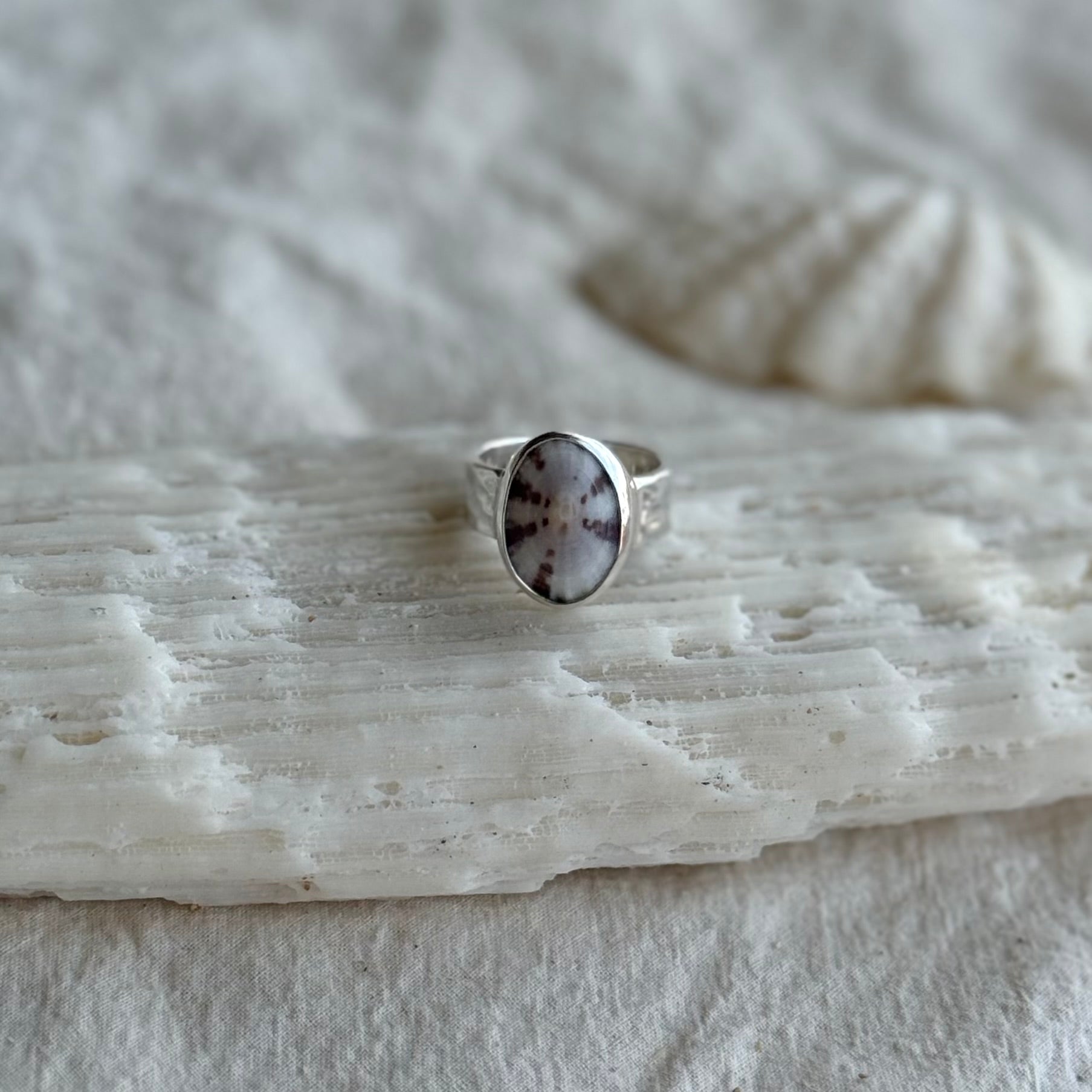 The Raw Beauty Ring Sz.8