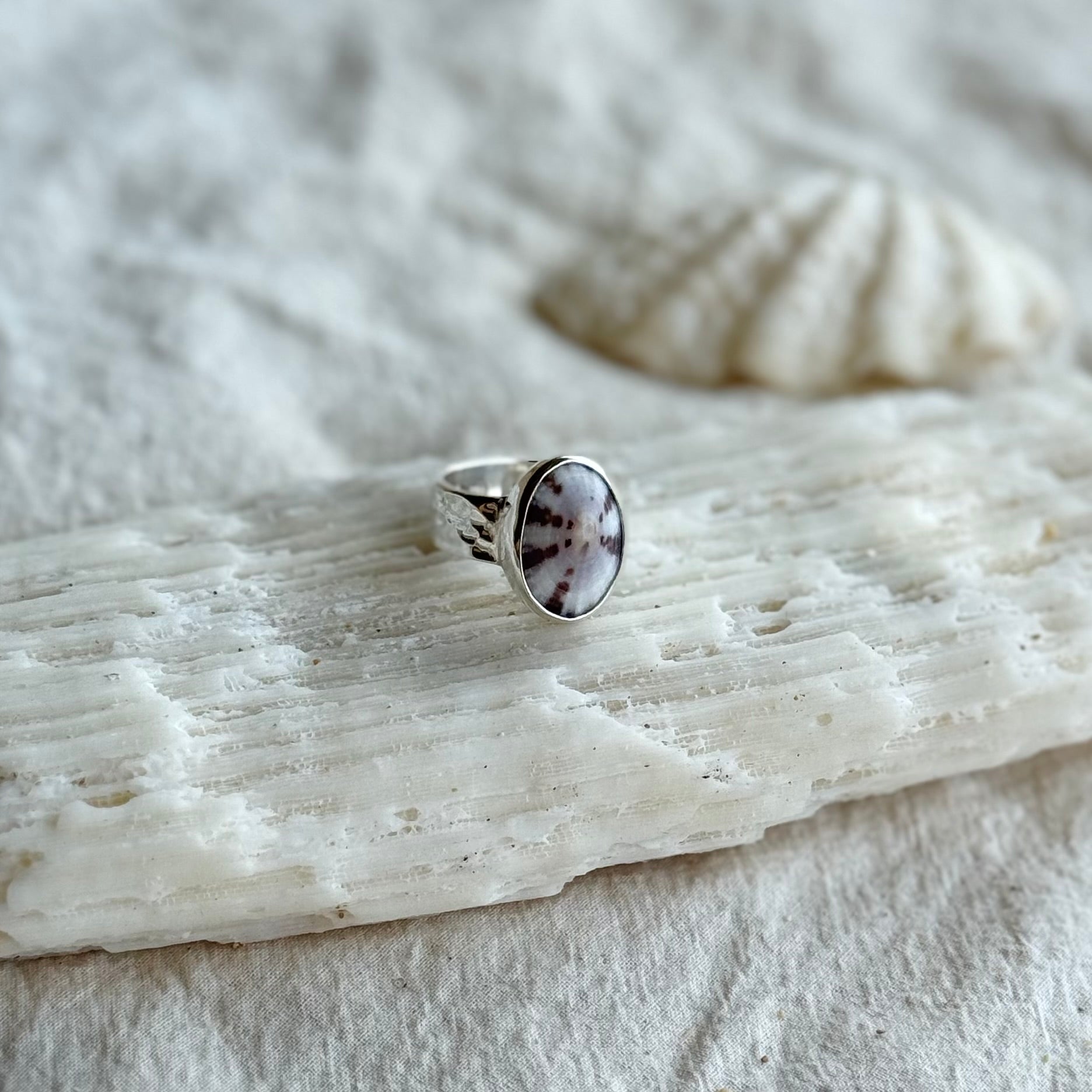 The Raw Beauty Ring Sz.8