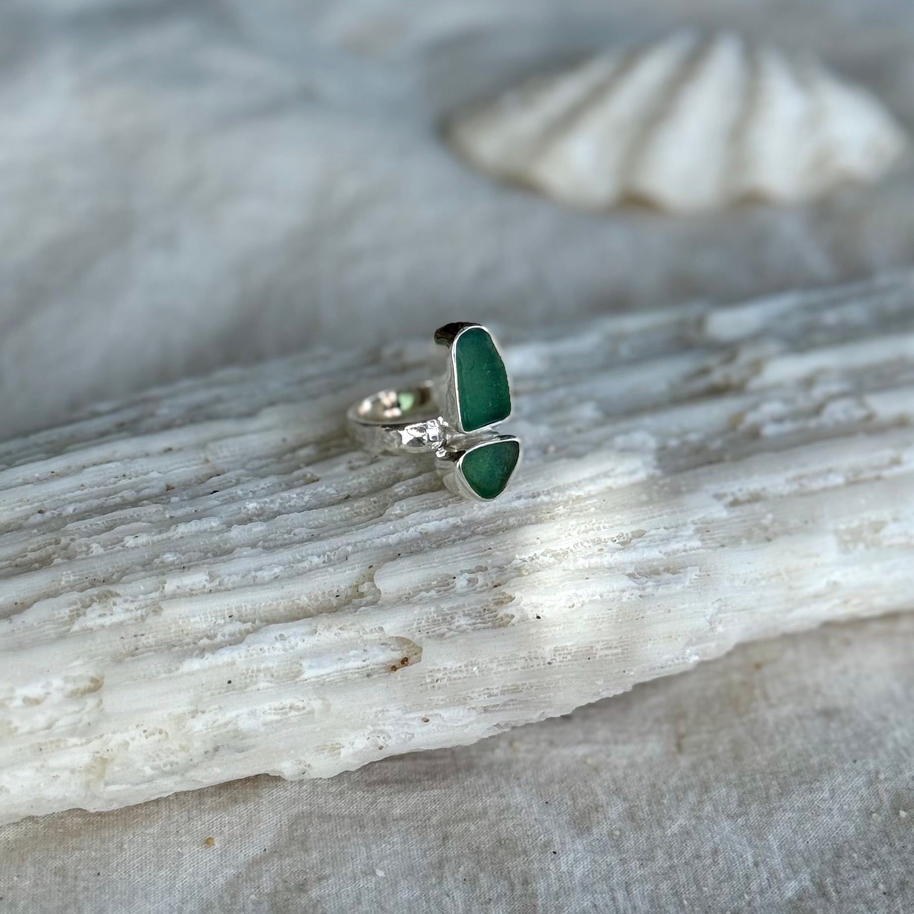 The Dua Glassy Ring Sz.5